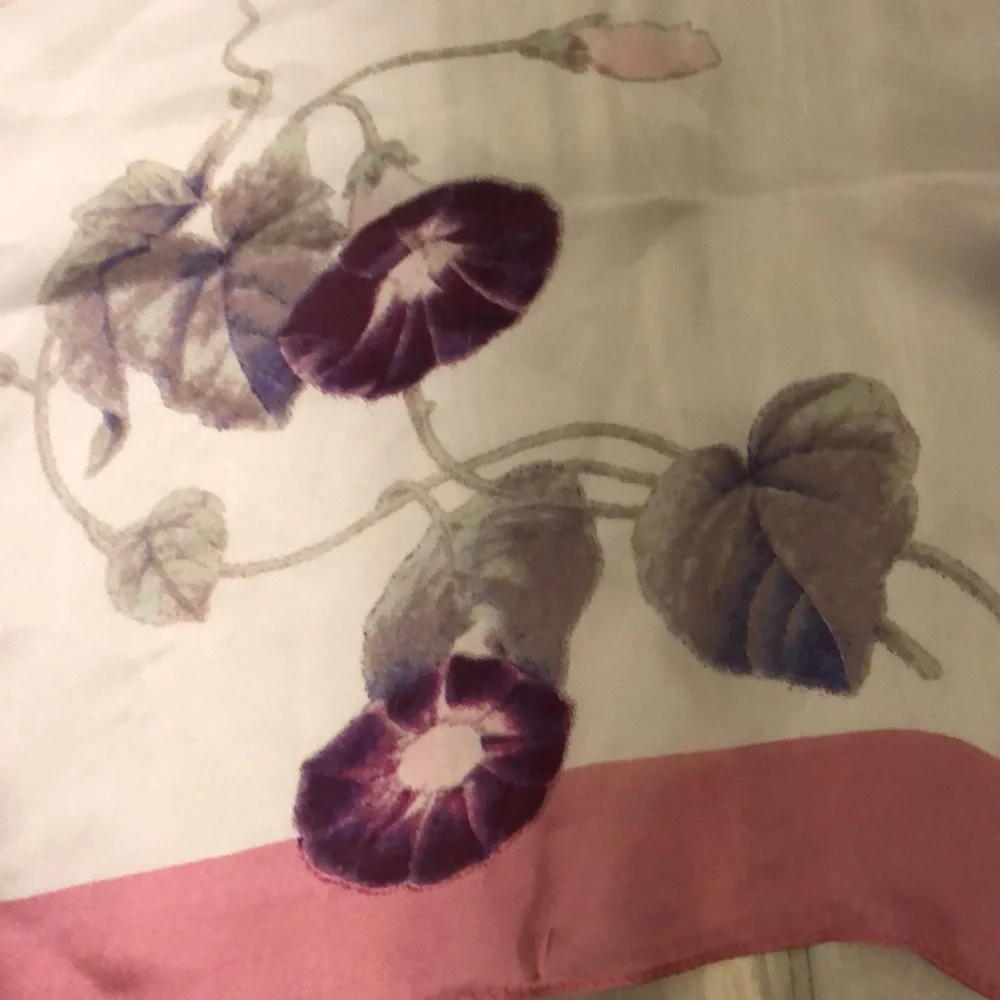 Pink floral scarf NWT o